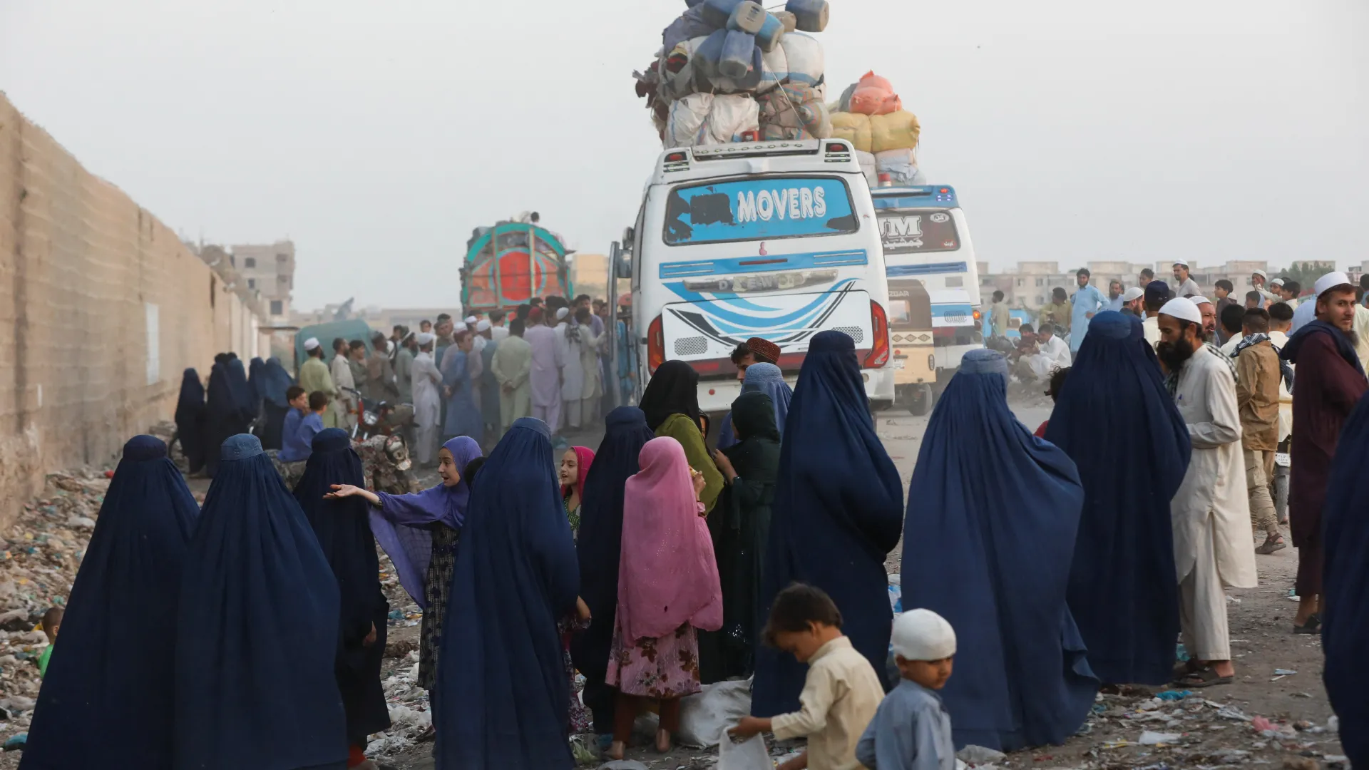 Humanitarian Duty or Political Interest? The Role of Pakistan and Germany in Afghan Resettlement