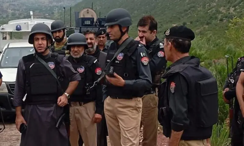 One Policeman Martyred, Three Terrorists Killed in Kohat Shootout