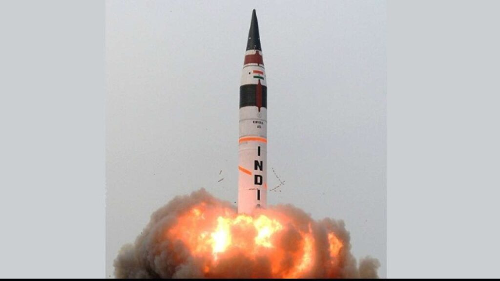 India Test-Fires Nuclear-Capable Agni-5 Missile Amid Tariff Tensions