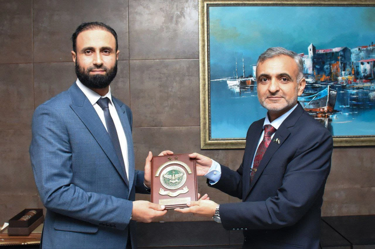 The newly formed Syrian government visits Pakistan