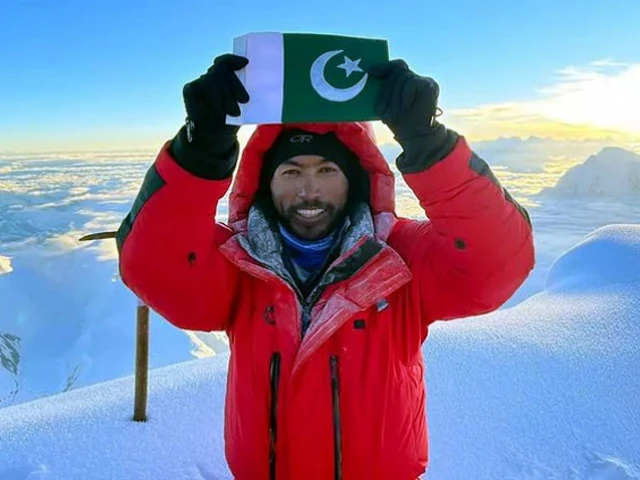 Pakistani Climbers Make History on Tirich Mir, the Highest Peak in the Hindu Kush