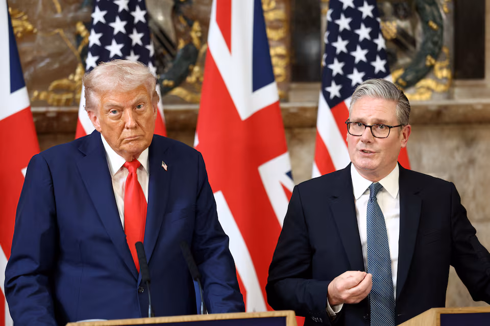 Trump and Starmer Hail 'Renewed' Special Relationship, Sidestep Key Issues