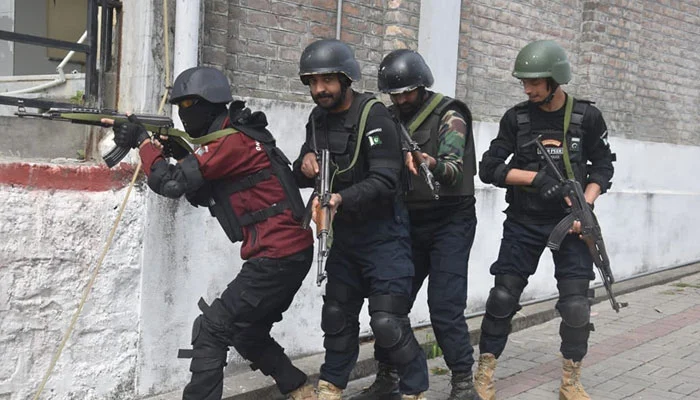 Pakistan Confronts Infiltration of Over 8000 Terrorists from Afghanistan