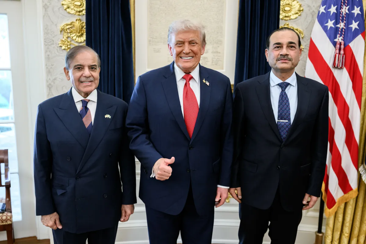 Pakistan Backs Trump’s 21-Point Gaza Peace Plan 