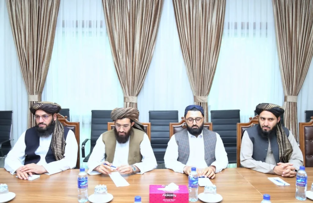 Senior Afghan officials during the FM Muttaqi's meeting with Jamaat-e-Islami delegation.  [Courtesy: HTN Monitoring Team].