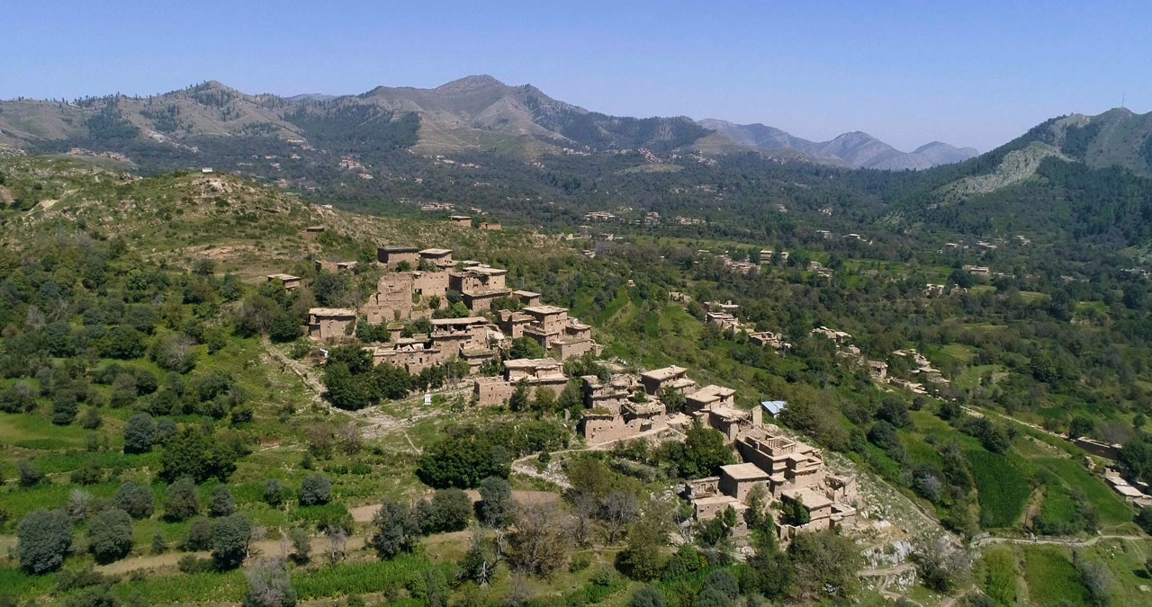 Reports Warn of TTP Use of Mosques and Madrasas for Drone Training in Pakistan