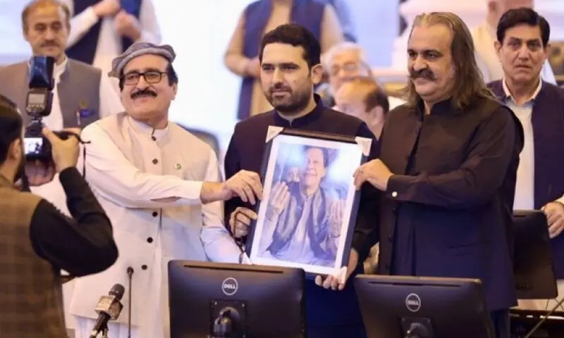 KP CM Faces Tough Questions as Terror Surge Exposes PTI’s Governance Gaps
