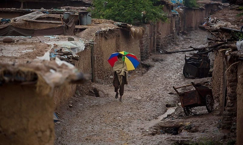 Pakistan Orders Closure of Multiple Afghan Refugee Camps in KP Over Security Concerns