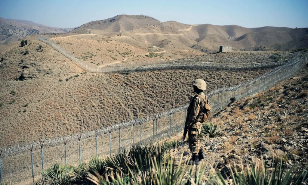 Pak Army Thwarts Afghan Taliban Attacks in Spin Boldak and Kurram, Several Militants Neutralized