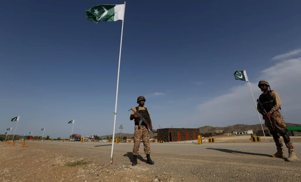 Saudi Arabia, Qatar, Iran and Oman Call for Calm Amid Pakistan–Afghanistan Border Tensions