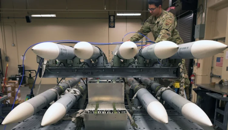 US Approves $2.5 Billion Contract to Supply Advanced AMRAAM Missiles to Pakistan