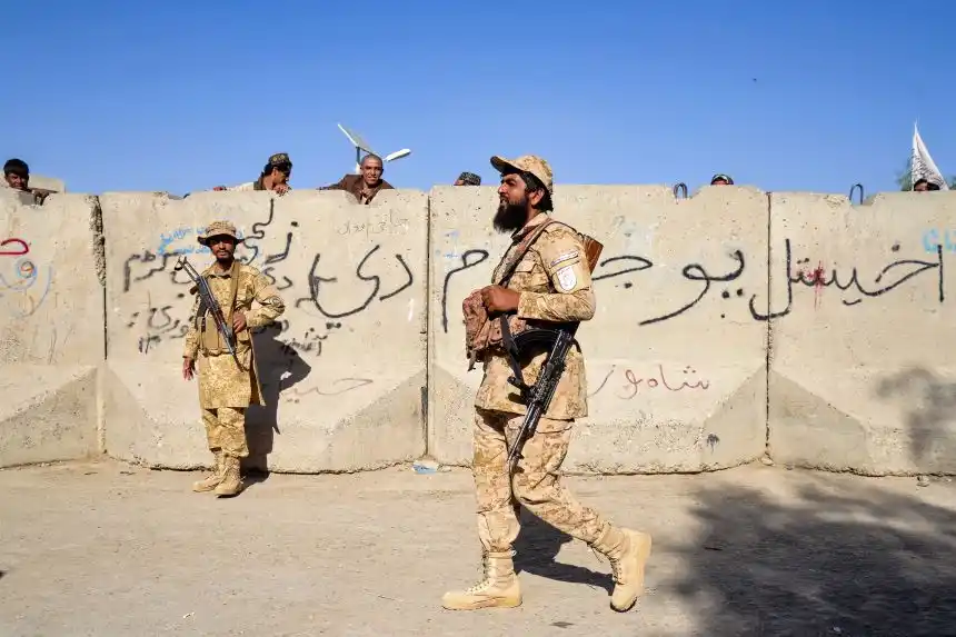 Border Clashes Escalate Tensions Between Pakistan and Afghanistan