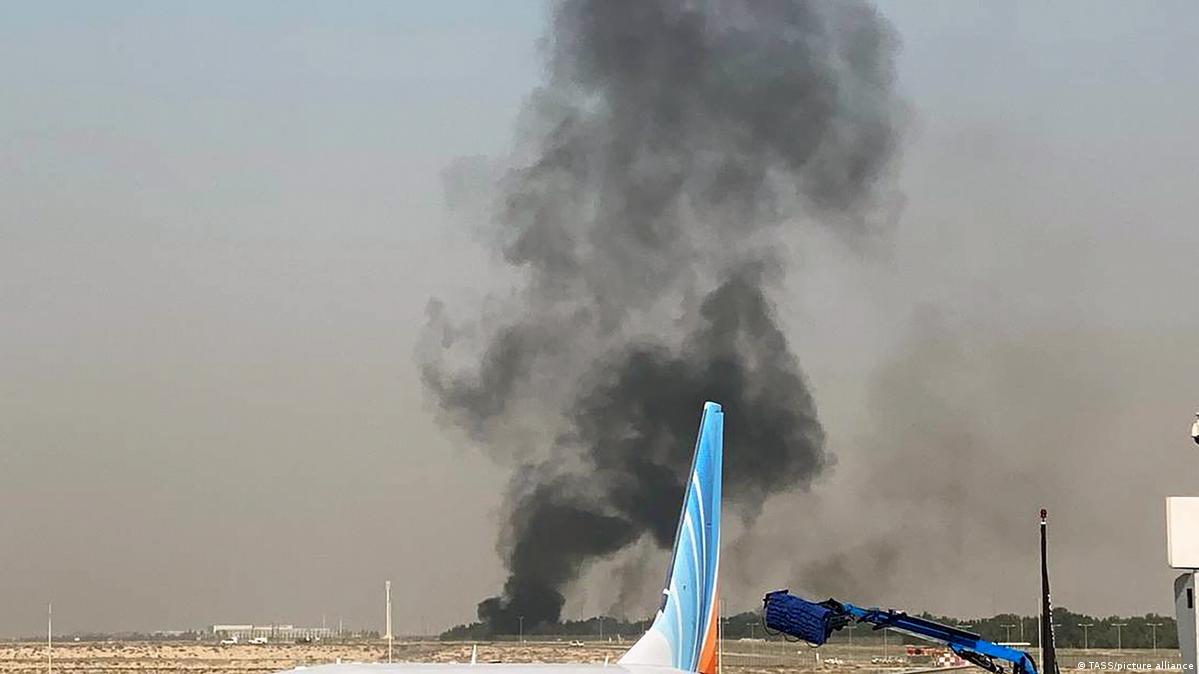 IAF Tejas crashed at Dubai Airshow on the final day after performing a low roll maneuver. [Courtesy: Jens Krick/Flashpic/picture alliance via DW].