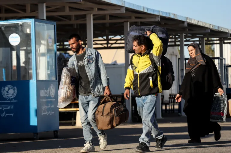 Afghanistan Faces Humanitarian and Economic Collapse as 9 in 10 Families Struggle to Eat, Report Says