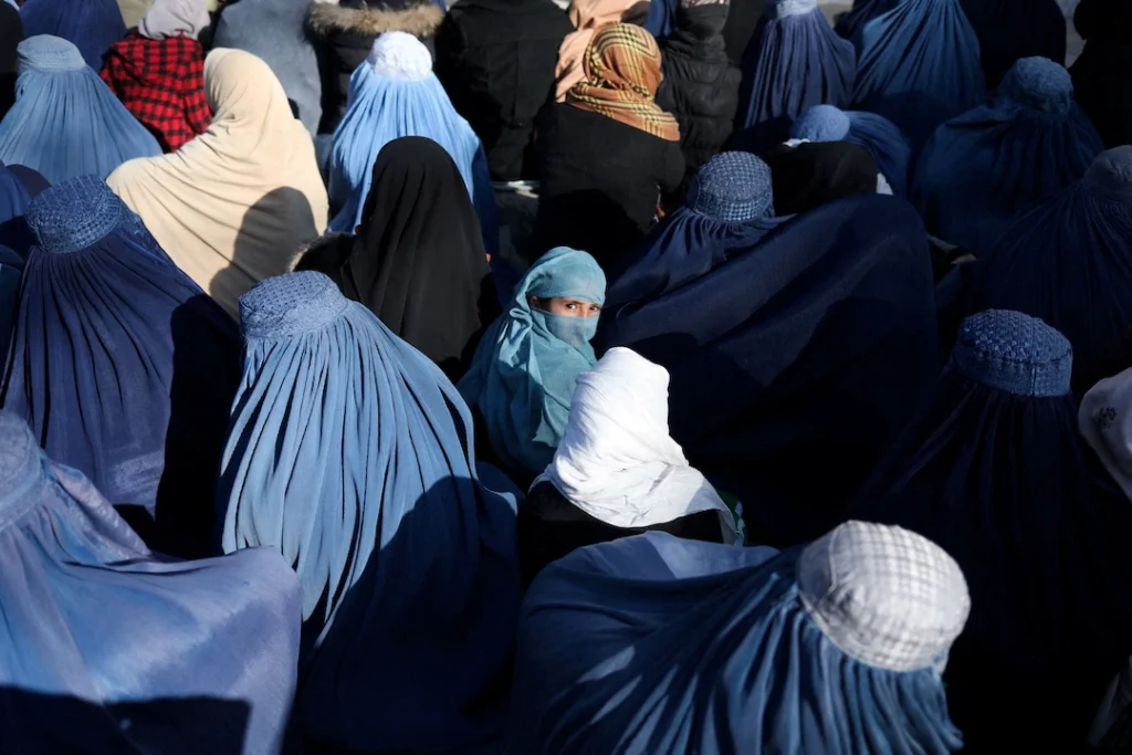 Afghan Women’s Rights Activists Burn Burqas in Herat to Protest Taliban’s Mandatory Veil Order