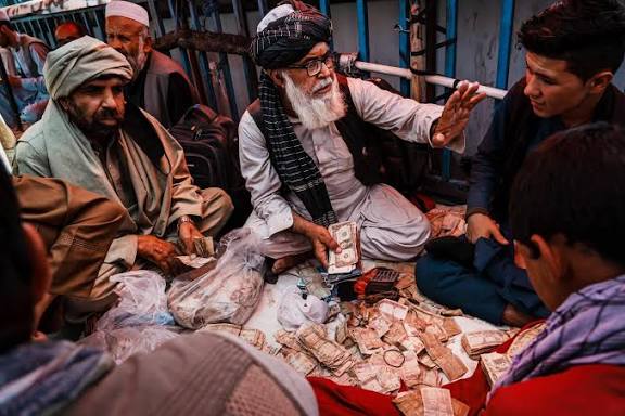 Kabul’s Costly Gamble: Afghanistan Pushes Traders Away From Pakistan, But Risks Backfiring Economically