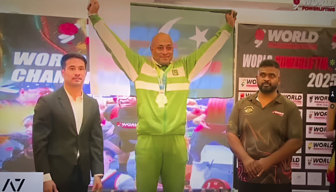 Pakistan’s Hasnain Raza Flies Pakistan Flag High with Gold at Sri Lanka World Powerlifting