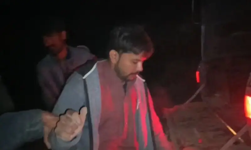 10 Passengers Rescued After Bus Attack by Katcha Dacoits