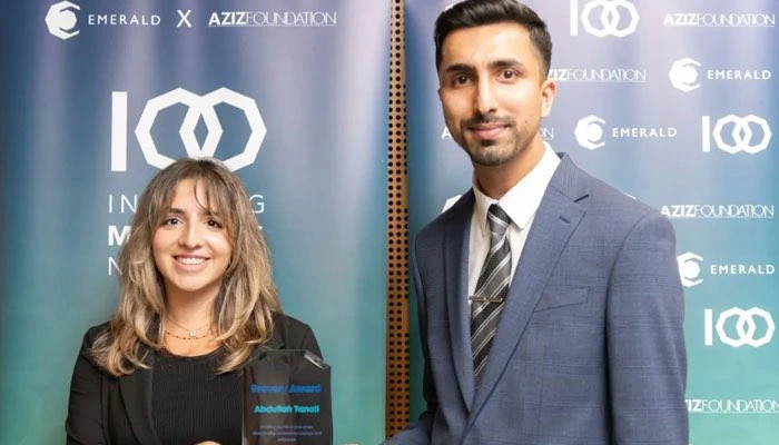 Abdullah Tanoli in UK showed Bravery to save a young girl