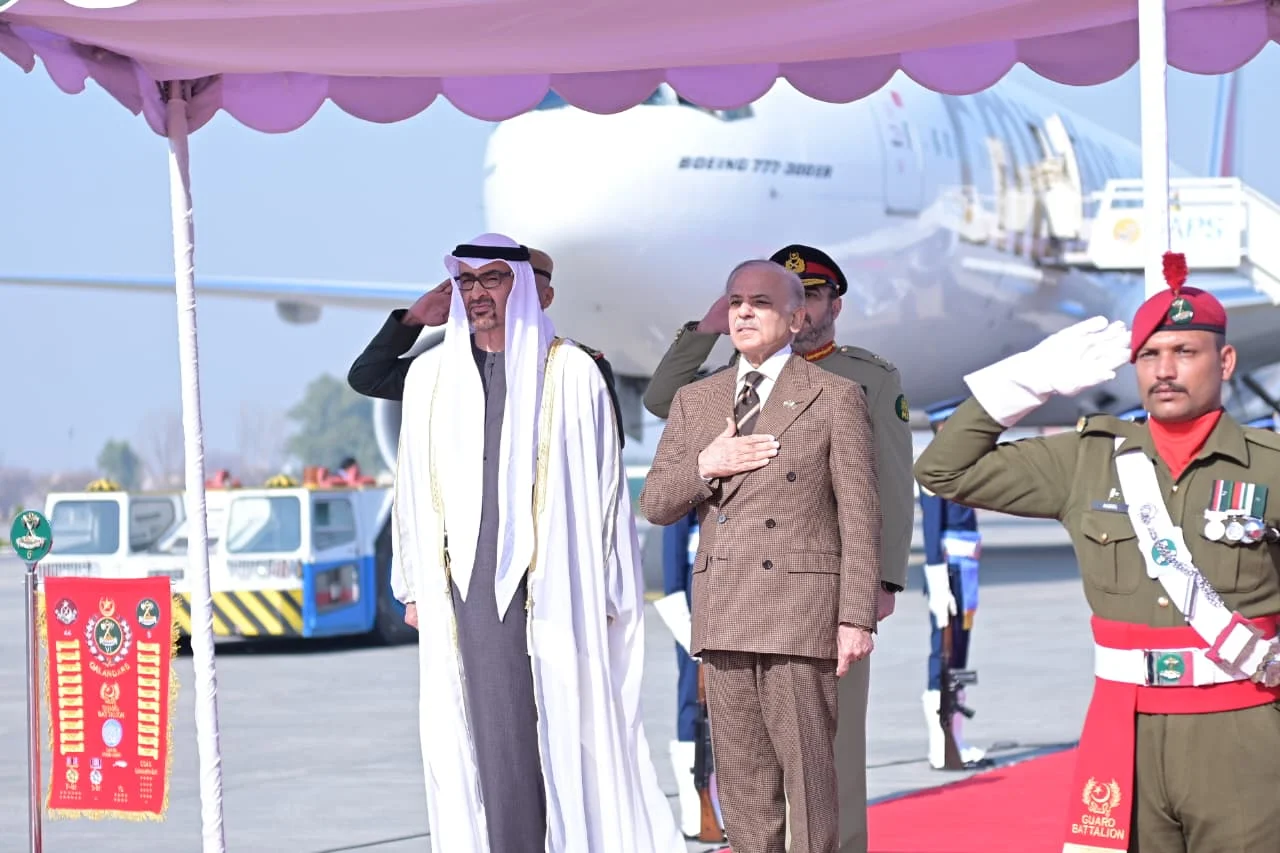 Warm Welcome for UAE President During Historic Official Visit