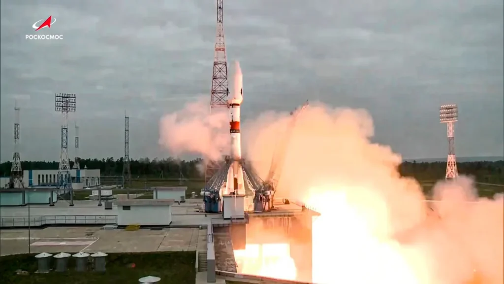 Russia Announces Ambitious Lunar Nuclear Plant Project to Power Future