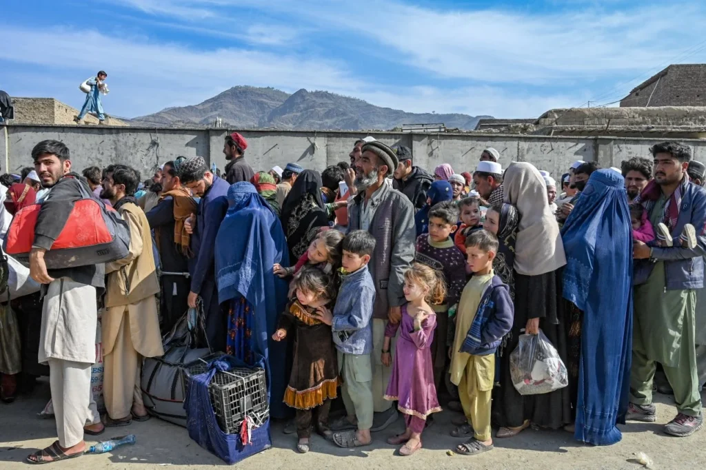 Afghans Face Strict Taliban Scrutiny as They Return Home, Officials Say