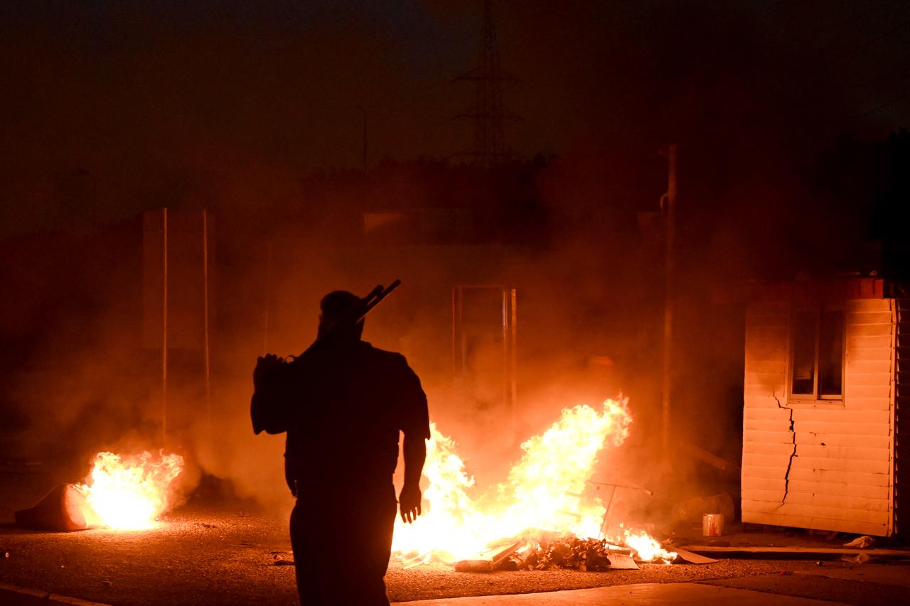 Pak-Afghan border firing reported in Khyber district