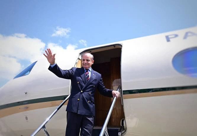 Shehbaz Sharif Visits Saudi Arabia