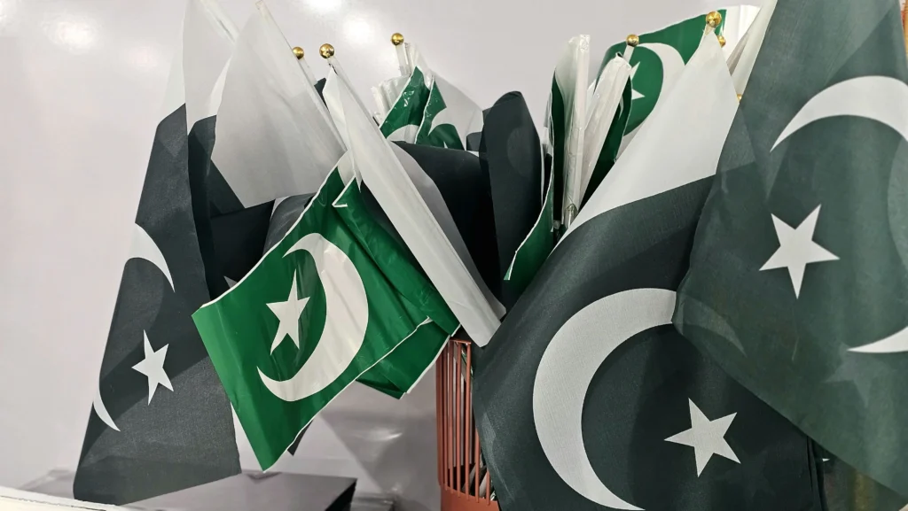 Pakistan Resolution Day global praise