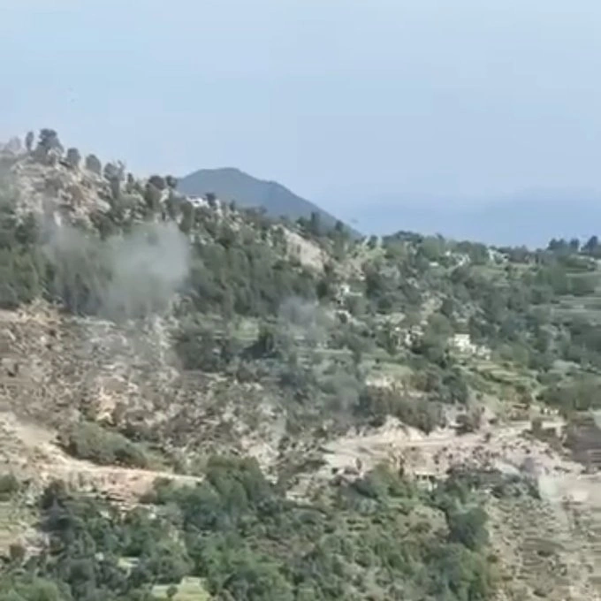 Pakistan Afghanistan border clashes in Bajaur and Chaman sectors with heavy military presence and rising tension