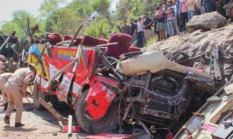 Bus accident Kashmir gorge Udhampur crash rescue operation