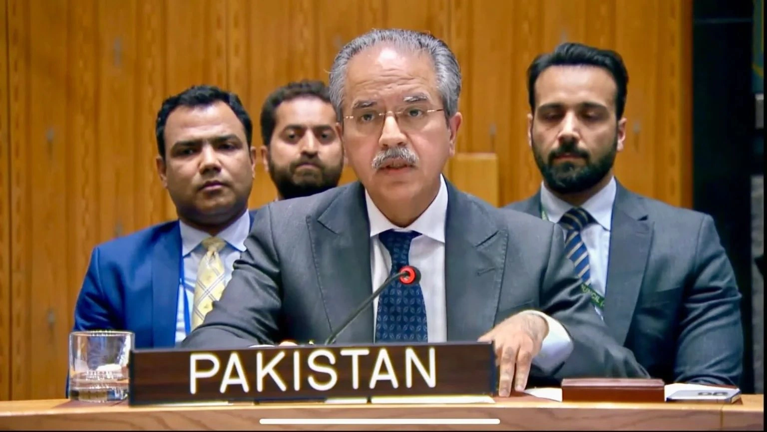 Pakistan UN Strait of Hormuz warning