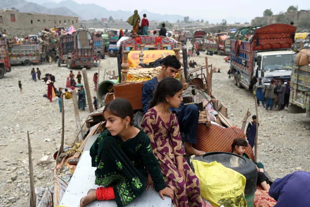 Torkham border truck queues during repatriation process of Afghan nationals