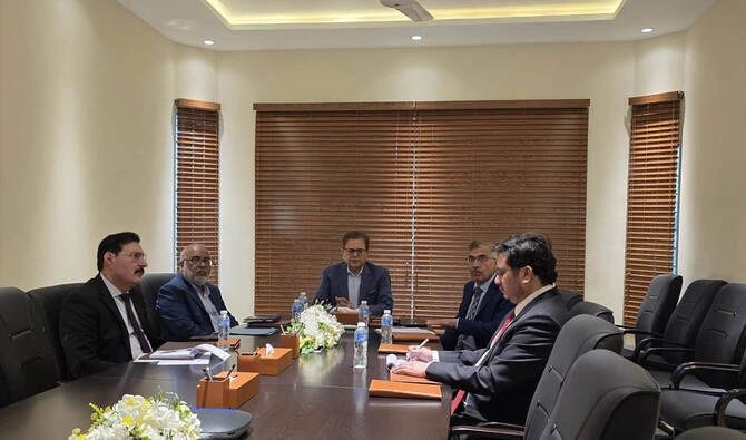 Pakistan expands regional trade corridor plan linking Central Asia through new transit trade agreement with neighboring countries