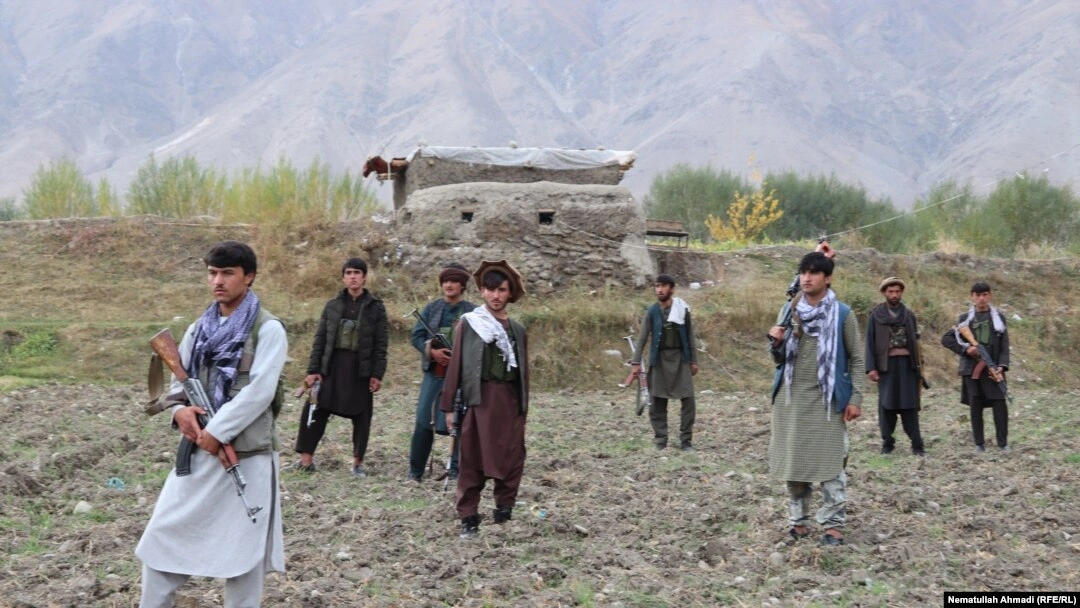 Tense security situation in Badakhshan after rebel commander defected from Taliban with armed fighters in mountain region